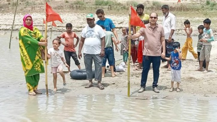 পাঁচবিবিতে নিরাপদ মাছের আবাসস্থলের শুভ উদ্বোধন