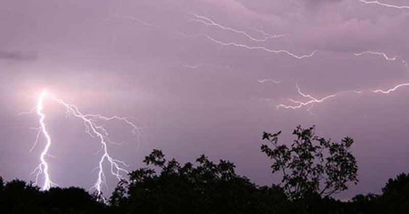 জয়পুরহাটে বজ্রপাতে আলু ব্যবসায়ীর মৃত্যু