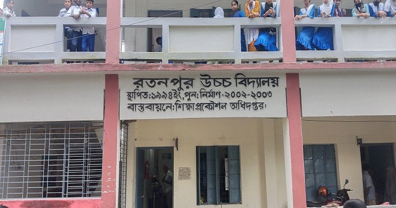 পাঁচবিবিতে মোবাইলে দুই লক্ষ টাকা চাঁদা দাবী, ল্যাব অপারেটরকে বেধড়ক মারপিট, আটক-১