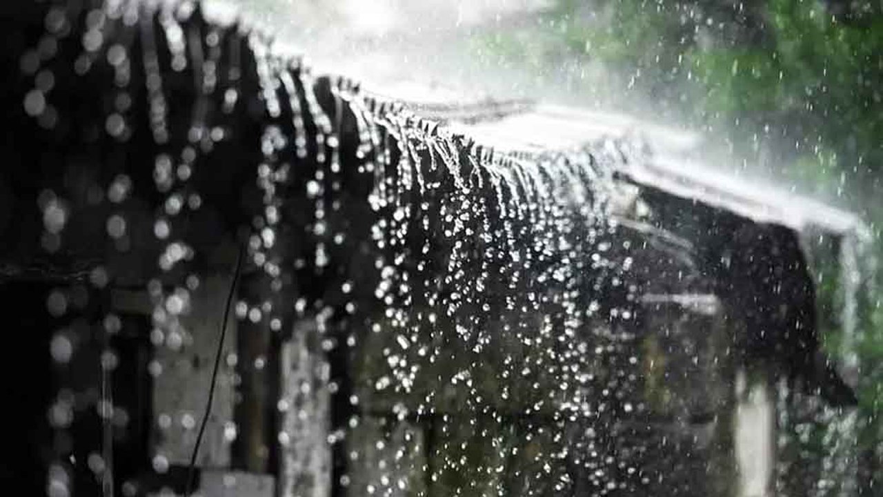 অতি ভারী বৃষ্টির আভাস, কৃষকদের বিশেষ সতর্কতা