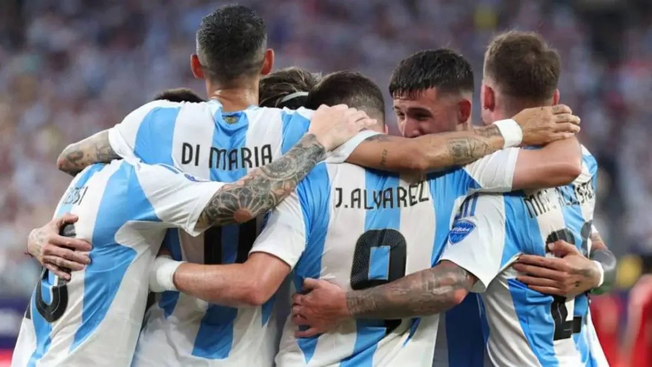 আর্জেন্টিনা দল থেকে বাদ তিন তারকা ফুটবলার, জানা গেল কারণ