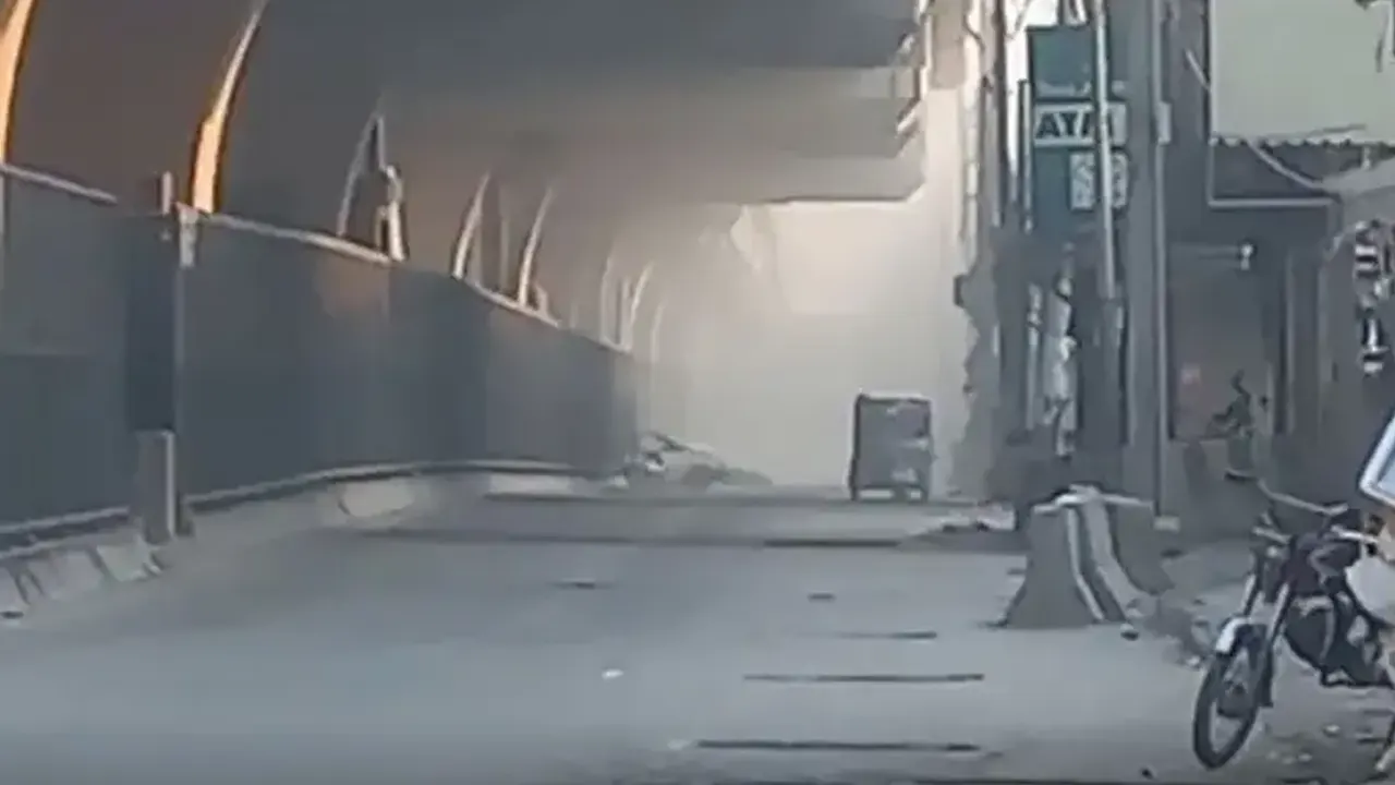 পেশোয়ারে আধাসামরিক বাহিনীর সদর দপ্তরে হামলা, নিহত ৬ পেশোয়ারে আধাসামরিক বাহিনীর সদর দপ্তরে হামলা, নিহত ৬