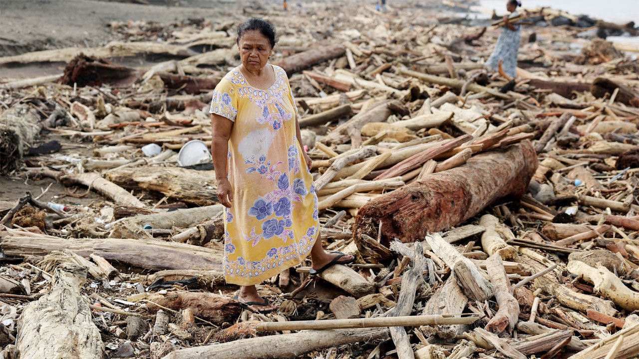 ভয়াবহ ঝড়ের কবলে এশিয়া : চার দেশে মৃত ৯ শতাধিক, নিখোঁজ বহু