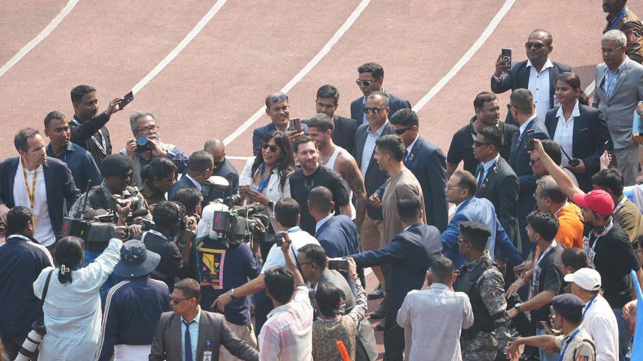 কলকাতায় বিশৃঙ্খলার জন্য মেসিই ‘আসল দোষী’!