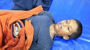 চলন্ত লরির পেছনে দৌড়, মাথায় আঘাত লেগে শিশুর মৃত্যু চলন্ত লরির পেছনে দৌড়, মাথায় আঘাত লেগে শিশুর মৃত্যু