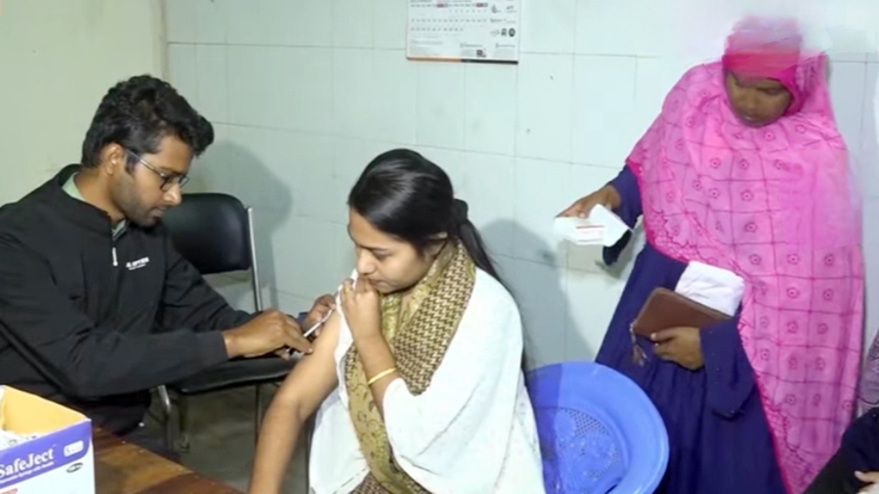 বিনামূল্যে জলাতঙ্কের ভ্যাকসিন মিলছে রামেক হাসপাতালে