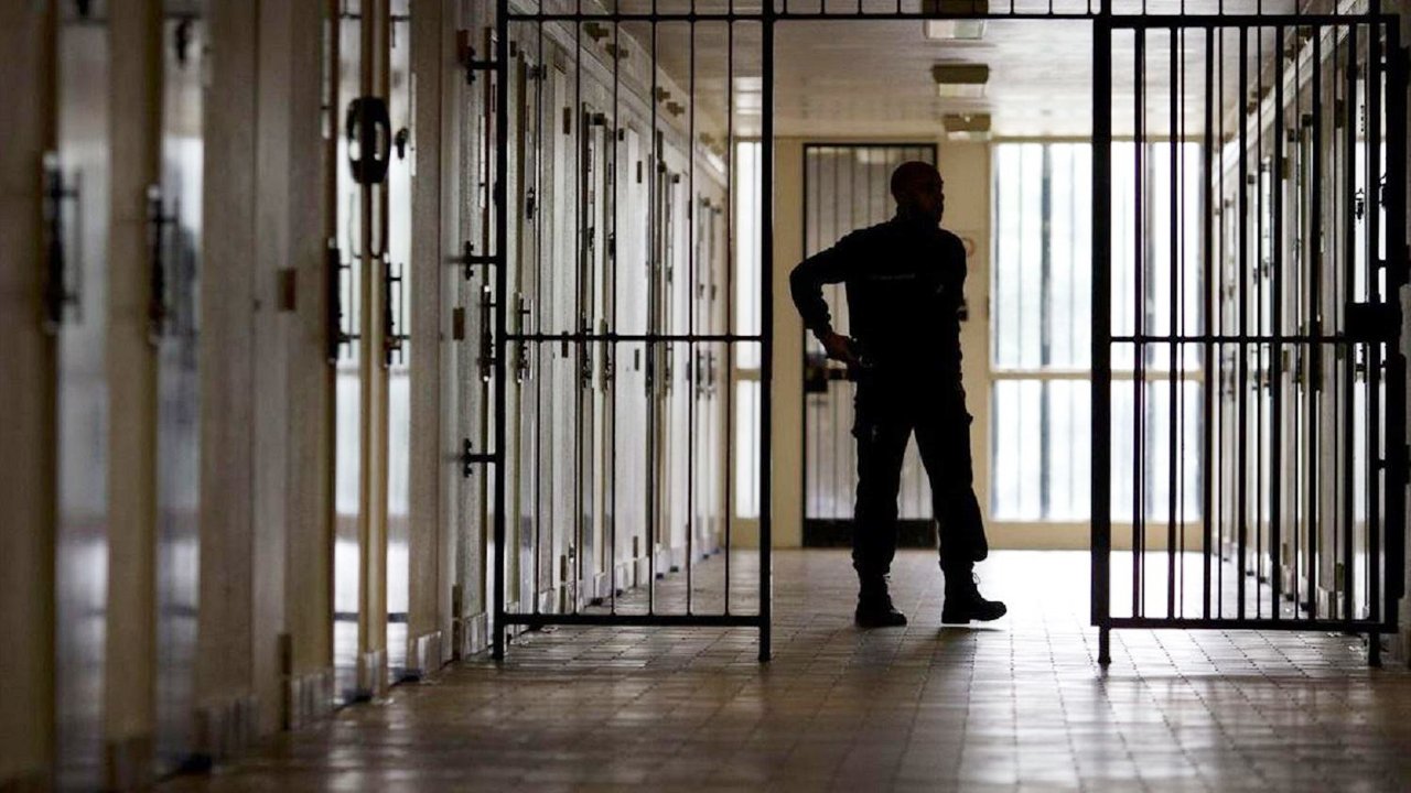 সিরিয়ায় কারাগার থেকে পালিয়ে গেছে প্রায় ১৫০০ কয়েদি