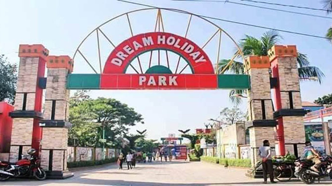 চাঁদা না পেয়ে নরসিংদীতে সন্ত্রাসী হামলা, ১২ সাংবাদিক আহত চাঁদা না পেয়ে নরসিংদীতে সন্ত্রাসী হামলা, ১২ সাংবাদিক আহত