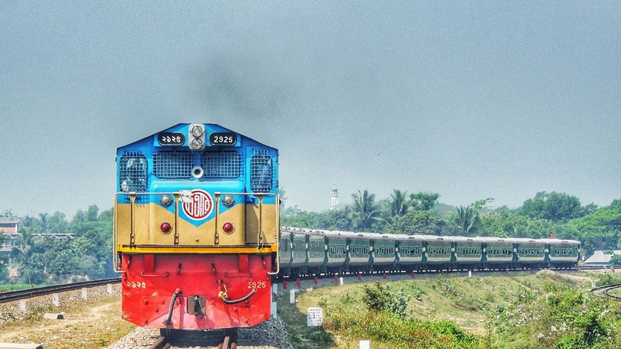 ট্রেনের টিকিট বিক্রির লিংক ফেসবুকে মিললে ব্যবস্থা ট্রেনের টিকিট বিক্রির লিংক ফেসবুকে মিললে ব্যবস্থা