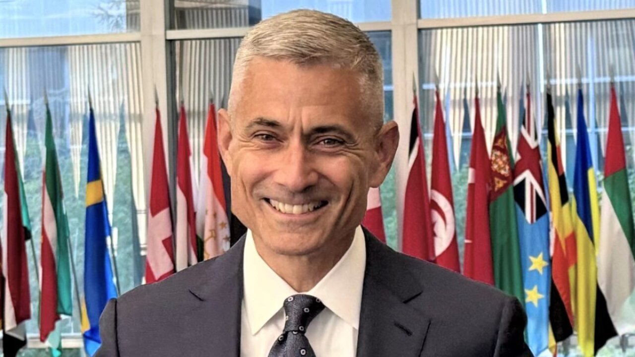 রাতে ঢাকায় আসছেন পল কাপুর