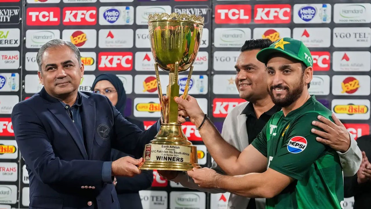 পাকিস্তানের খেলোয়াড়দের জরিমানার শাস্তি কম হয়েছে মনে করেন আফ্রিদি