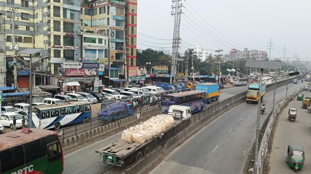 সকাল থেকে স্বাভাবিক ঢাকা-চট্টগ্রাম মহাসড়ক সকাল থেকে স্বাভাবিক ঢাকা-চট্টগ্রাম মহাসড়ক
