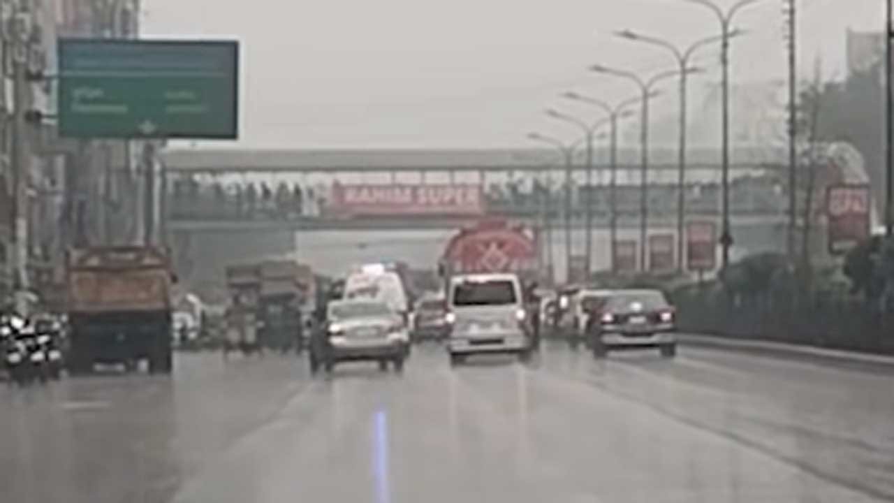 ঢাকাসহ চার বিভাগে বৃষ্টির আভাস ঢাকাসহ চার বিভাগে বৃষ্টির আভাস