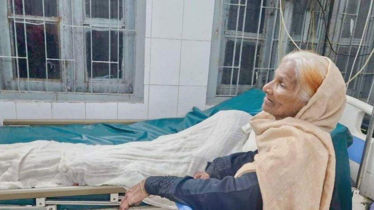 দুই ভাই মিলে বৃদ্ধ বাবাকে পিটিয়ে খুন