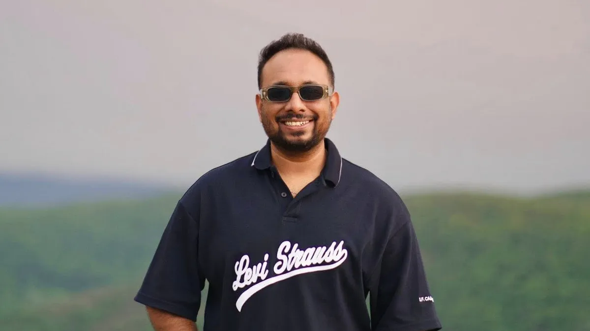 সারা পৃথিবীর জন্য সিনেমা বানাবো : রায়হান রাফী