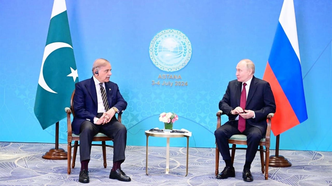 পাকিস্তানকে হ্রাসকৃত মূল্যে তেল সরবরাহের প্রস্তাব রাশিয়ার