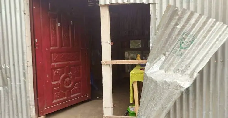 প্রবাসীর স্ত্রীর ঘর থেকে ধর্ষককে ছিনিয়ে নিতে হামলা-ভাঙচুর, আহত ৫