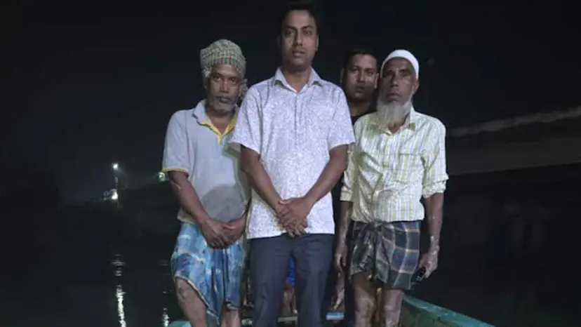 হালদা নদীতে রাতে অভিযান, ২টি জাল জব্দ হালদা নদীতে রাতে অভিযান, ২টি জাল জব্দ