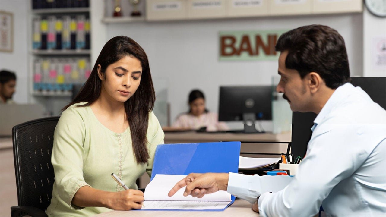 ইস্টার্ন ব্যাংকে জব সার্কুলার, আবেদন করতে পারবেন যারা