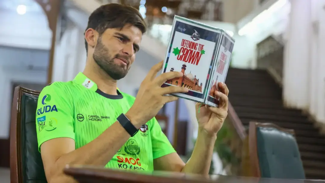 ‘দোষ’ করলেন রাজা, বড় অঙ্কের জরিমানা গুনলেন শাহিন ‘দোষ’ করলেন রাজা, বড় অঙ্কের জরিমানা গুনলেন শাহিন