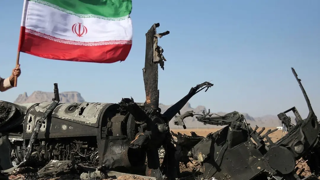 যুক্তরাষ্ট্র কেন নিজের বিমান নিজেই ধ্বংস করল? যুক্তরাষ্ট্র কেন নিজের বিমান নিজেই ধ্বংস করল?