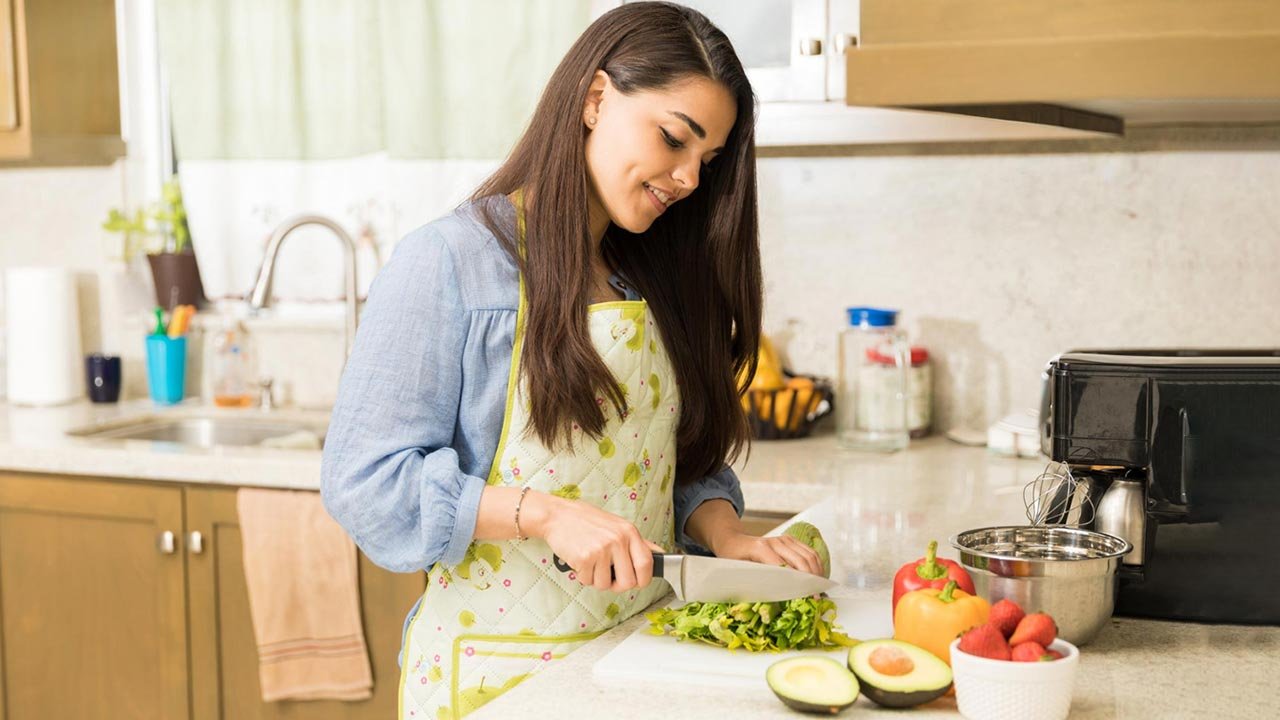 গরমে রান্নাঘর ঠান্ডা রাখার উপায় গরমে রান্নাঘর ঠান্ডা রাখার উপায়