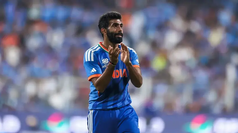 ১২২ বলের উইকেটখরা, তবু সঠিক পথেই আছেন বুমরাহ