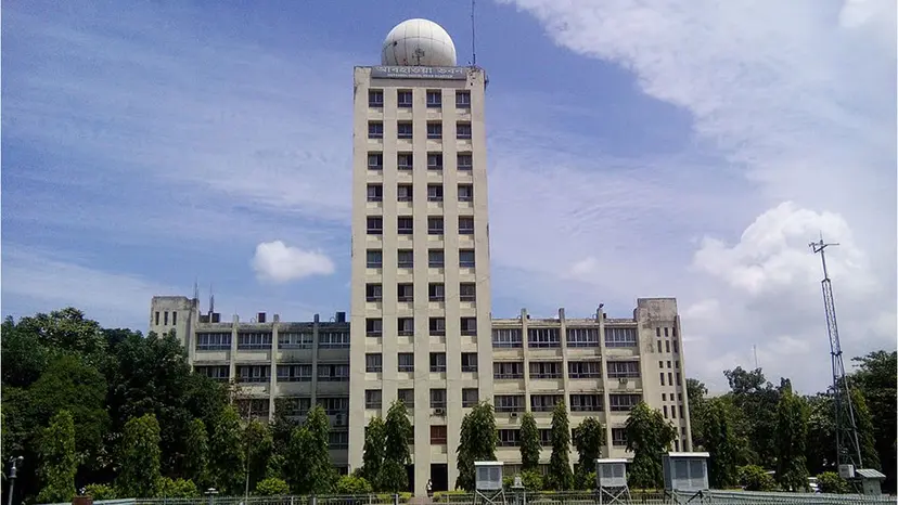 দ্বৈত আবহাওয়ার কবলে দেশ, একইসঙ্গে তাপপ্রবাহ ও কালবৈশাখীর শঙ্কা