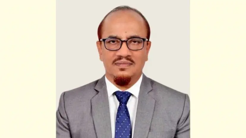 ডা. মোস্তাফিজুরকে ঢামেকে বদলি করেও যোগ দিতে দেওয়া হয়নি, ১৩ দিন পর ওএসডি ডা. মোস্তাফিজুরকে ঢামেকে বদলি করেও যোগ দিতে দেওয়া হয়নি, ১৩ দিন পর ওএসডি