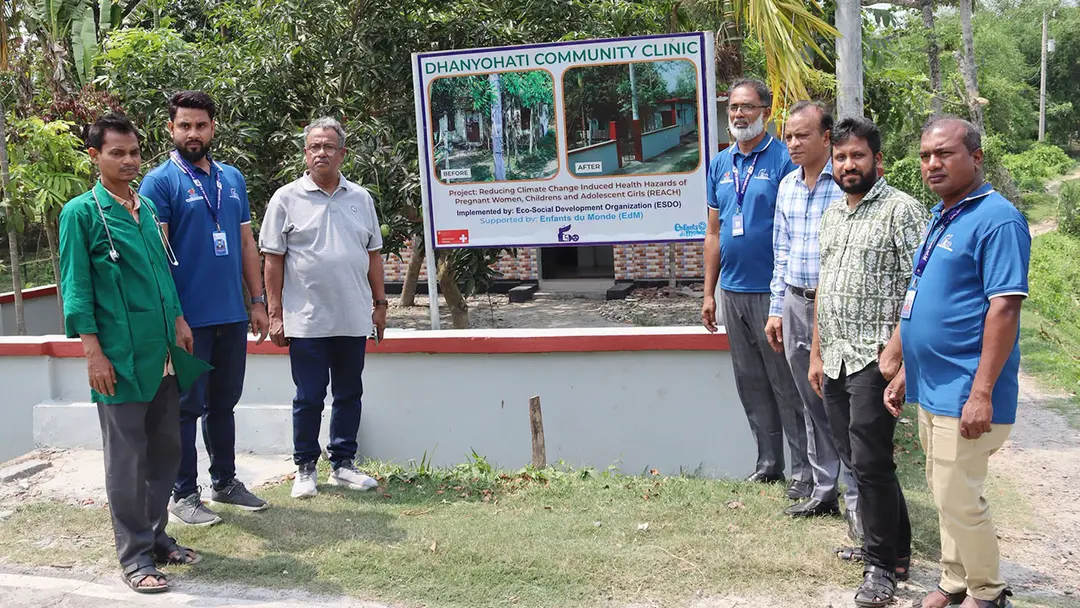 সাতক্ষীরায় ইএসডিও’র মাঠ পর্যায়ের কার্যক্রম দেখলেন নির্বাহী পরিচালক