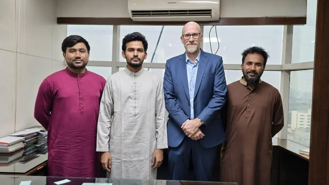 এনসিপির কার্যালয়ে মার্কিন কূটনীতিক