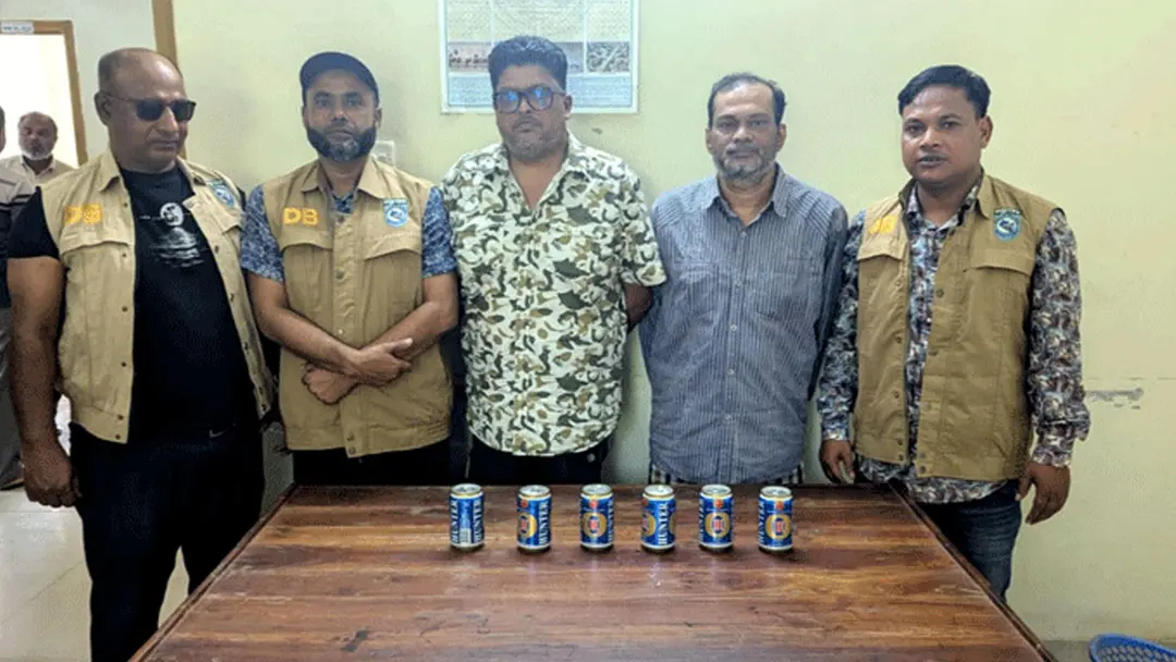 রংপুরে পুলিশের বিজ্ঞপ্তিতে ২৪ রাউন্ড গুলিসহ অস্ত্র উদ্ধারের তথ্য গোপন