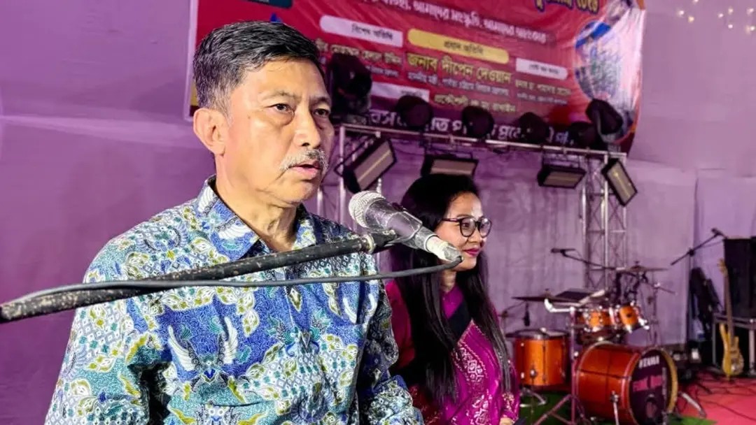 চট্টগ্রামের অর্থনীতি ও উন্নয়নে পার্বত্য মানুষের অবদান গুরুত্বপূর্ণ চট্টগ্রামের অর্থনীতি ও উন্নয়নে পার্বত্য মানুষের অবদান গুরুত্বপূর্ণ