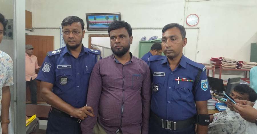 গাইবান্ধায় ভুয়া দুদক কর্মকর্তা আটক