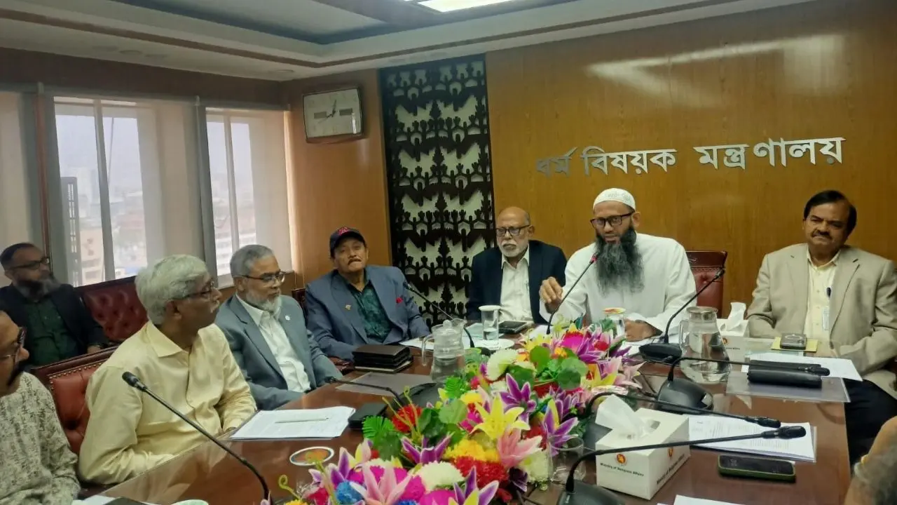 শারদীয় দুর্গাপূজা নিরাপদ ও উৎসবমুখর পরিবেশে উদযাপনে সরকার বদ্ধপরিকর শারদীয় দুর্গাপূজা নিরাপদ ও উৎসবমুখর পরিবেশে উদযাপনে সরকার বদ্ধপরিকর