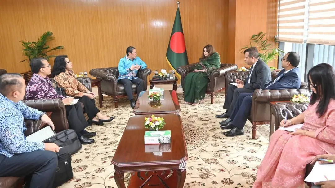 ঢাকাকে ট্রানজিট হাব হিসেবে ব্যবহার করতে চায় ইন্দোনেশিয়া ঢাকাকে ট্রানজিট হাব হিসেবে ব্যবহার করতে চায় ইন্দোনেশিয়া