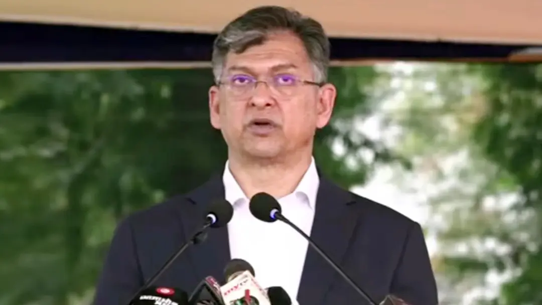 দেশে আইনের শাসন প্রতিষ্ঠায় পুলিশের ভূমিকা অগ্রগণ্য: স্বরাষ্ট্রমন্ত্রী দেশে আইনের শাসন প্রতিষ্ঠায় পুলিশের ভূমিকা অগ্রগণ্য: স্বরাষ্ট্রমন্ত্রী